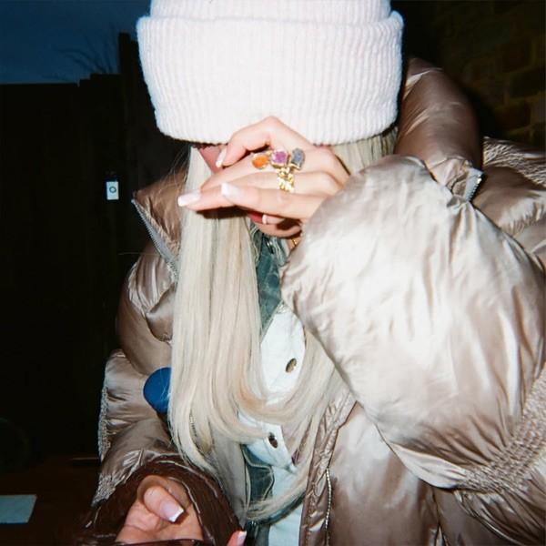 LONELY GIRL - SKYE NEWMAN